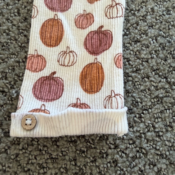 5T Pumpkin Tunic And Leggings Set By Mudpie - Picture 6 of 7